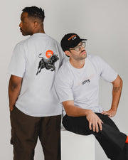 T-SHIRT COSMIC BULL